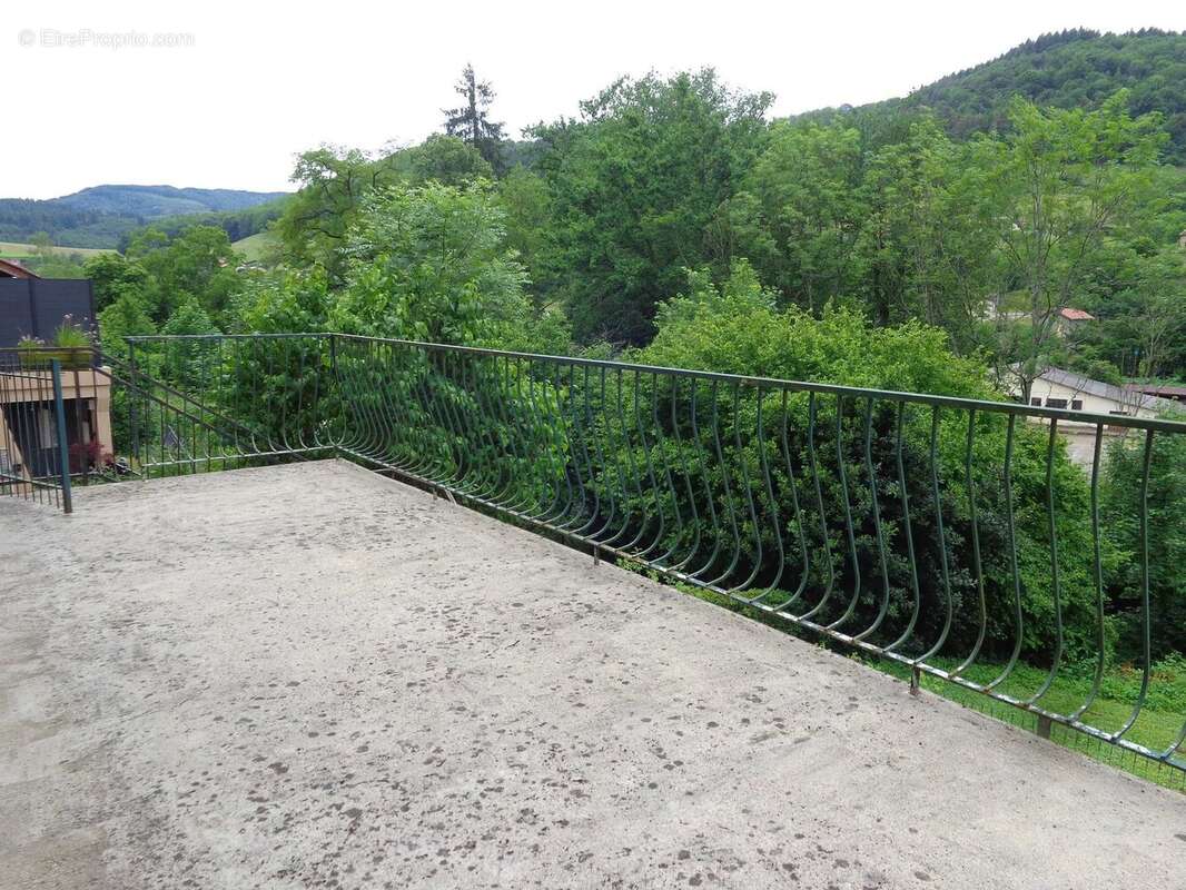 Maison à CHAMBOST-ALLIERES