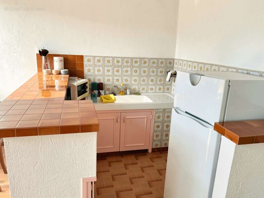 Appartement à SAINT-CYR-SUR-MER