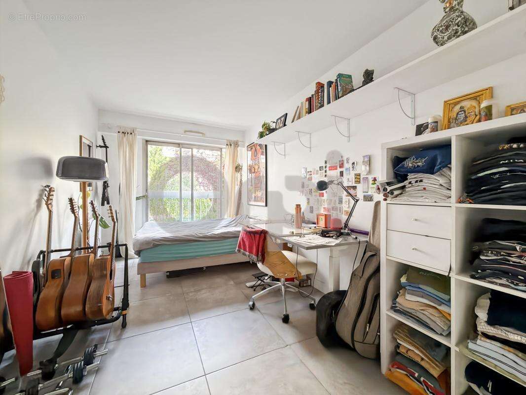 Appartement à PARIS-20E
