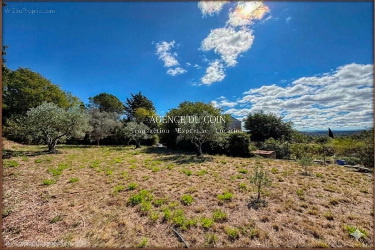 Draguignan vue dominante terrain a bâtir pour maison de 25 - photo 2
