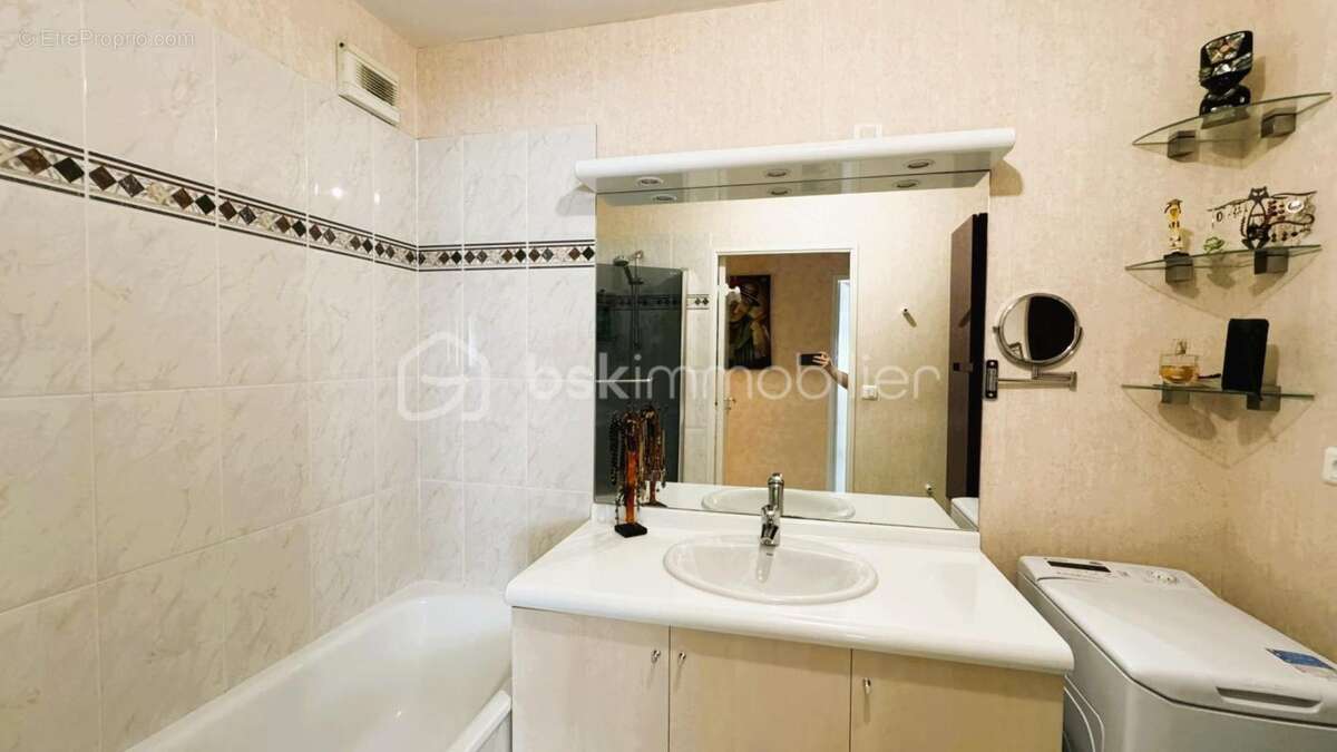 SAINT HERBLAIN : Solvardière/Atlantis : Appartement T3 de 71,29m² avec un grand balcon et un garage - photo 15