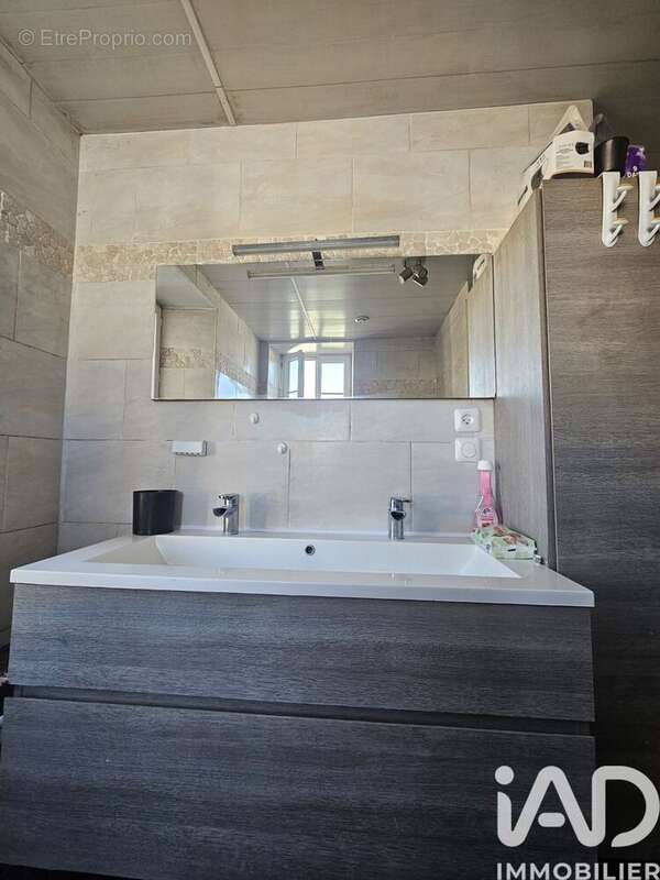 Photo 8 - Maison à XAMBES