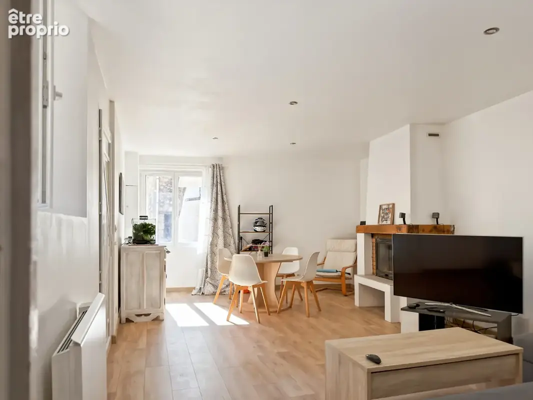 Maison rénovée avec terrasse et cour au cœur de Paulhan - photo 4