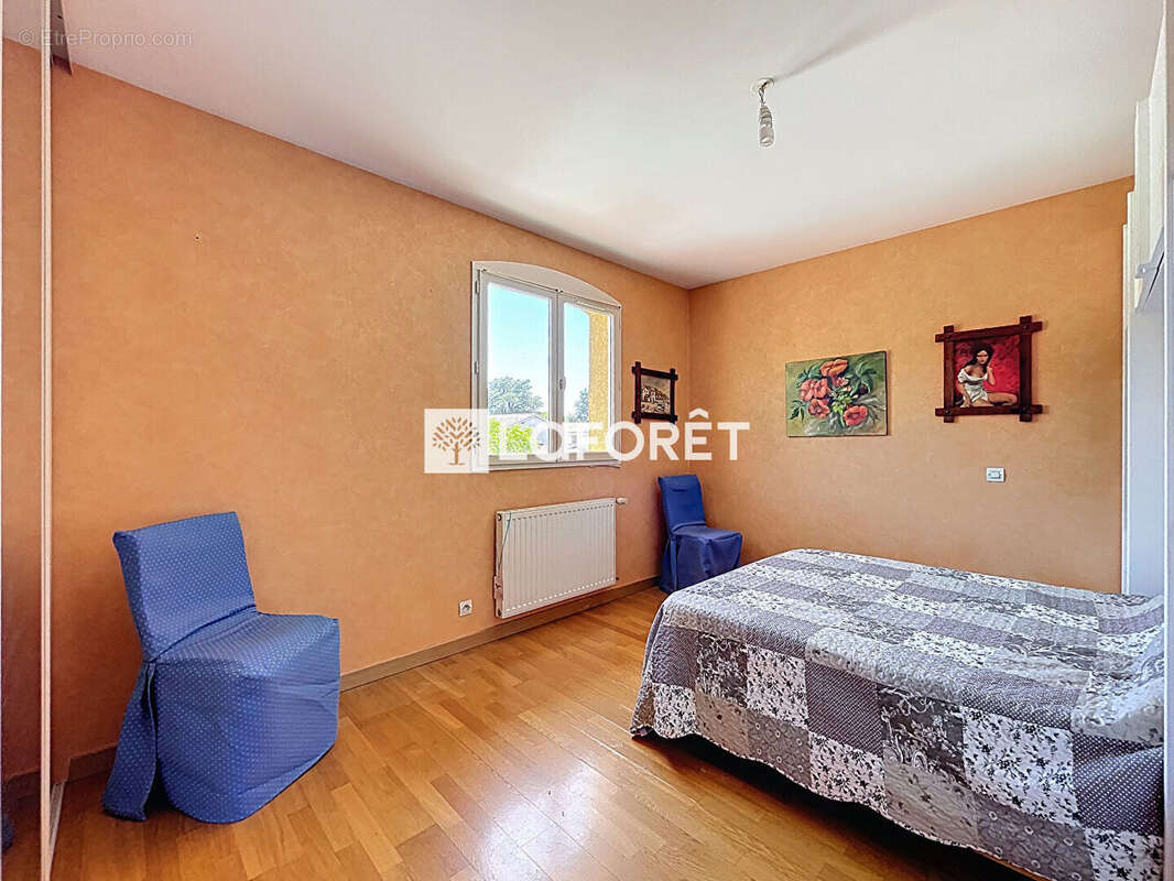 Maison à MONTMERLE-SUR-SAONE