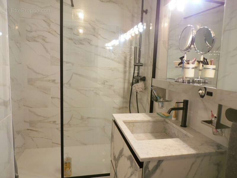 Appartement à MARSEILLE-10E