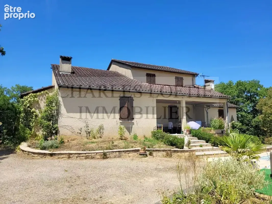 Belle maison familiale, avec piscine, dépendances et terrain de 1.7 ha - photo 16