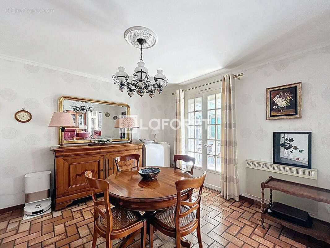 Maison à SAINT-GEORGES-DES-GROSEILLERS