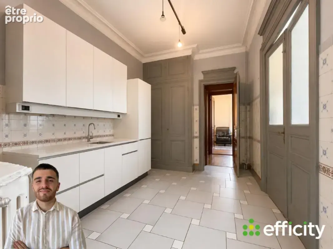 Maison 10 pièces 375 m² à vendre à Saint-Etienne (42100) - photo 7