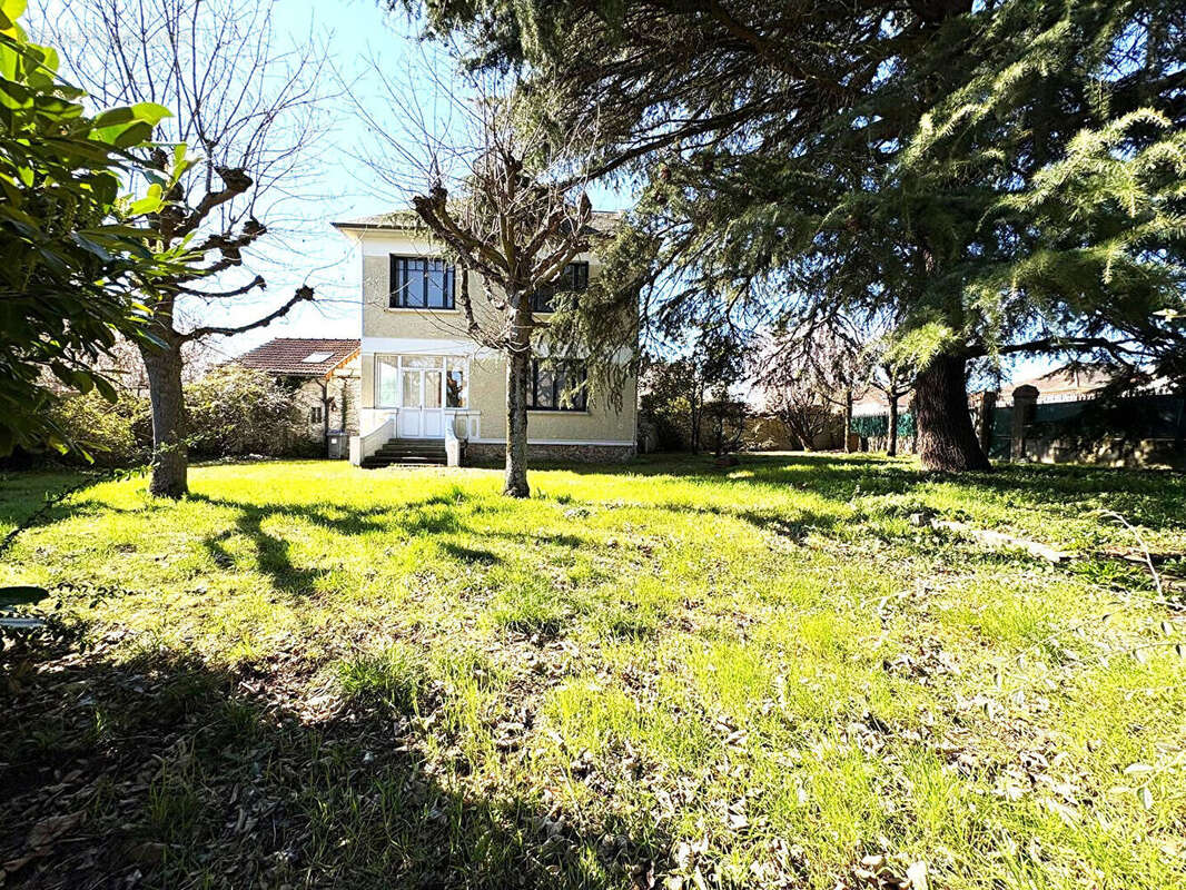 Maison à CONFLANS-SAINTE-HONORINE