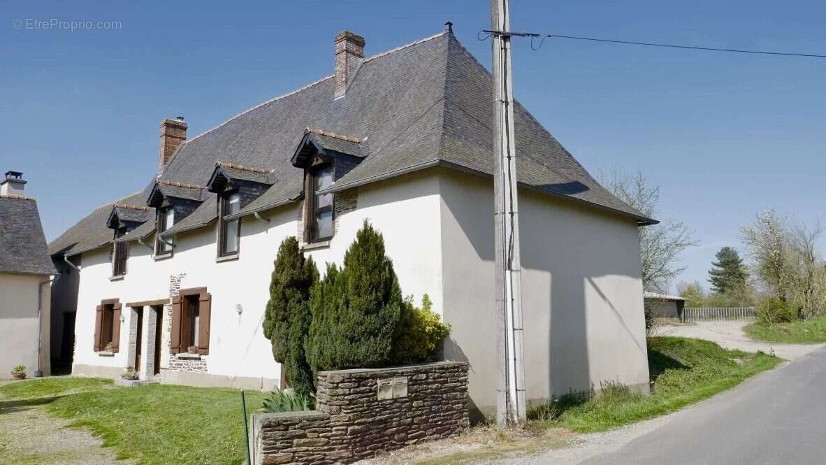 Appartement à NOYAL-CHATILLON-SUR-SEICHE
