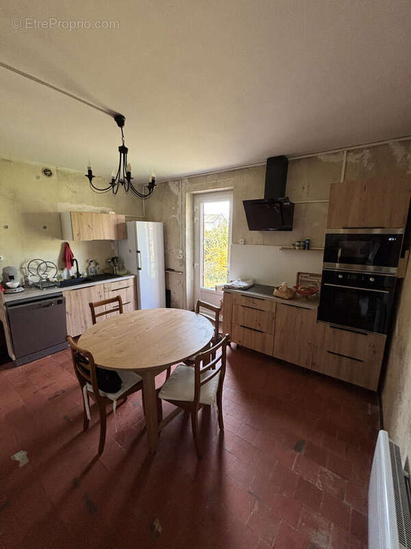 Photo 2 - Maison à ISSY-L'EVEQUE