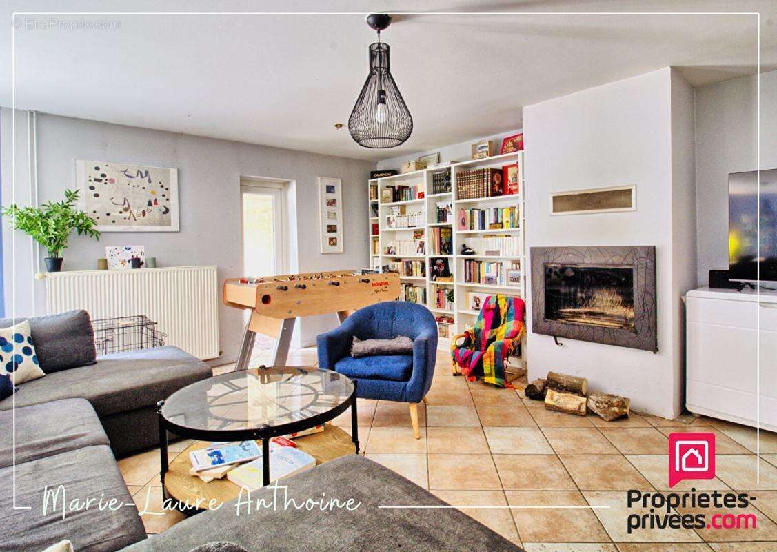 Maison à PIERRE-DE-BRESSE