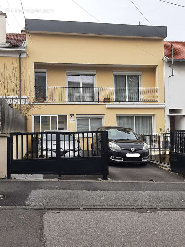 Maison à CLERMONT-FERRAND