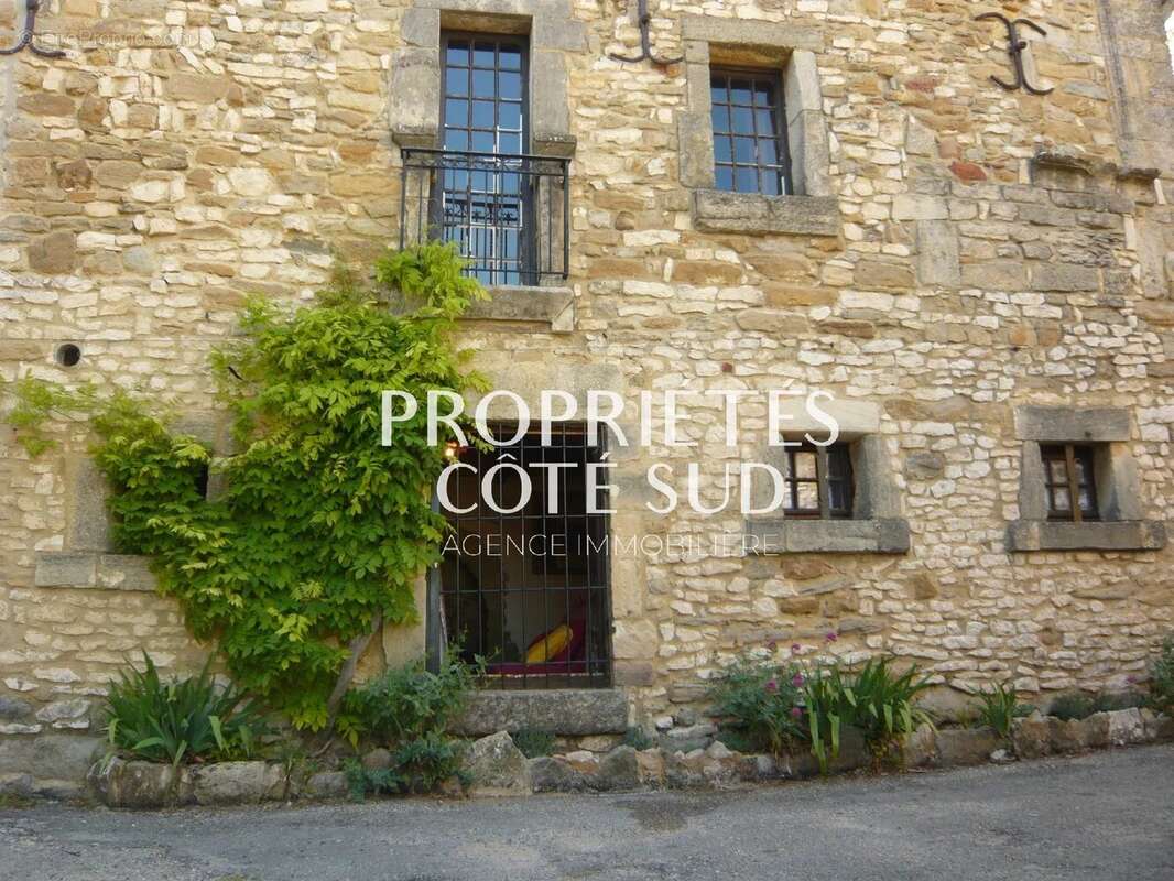 Maison à SAINT-PONS-LA-CALM