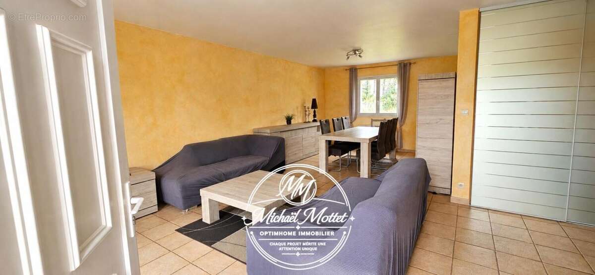 Maison familiale de 132 m² au calme avec 4 chambres et grand terrain à Bourneville-Sainte-Croix (27500) - photo 5