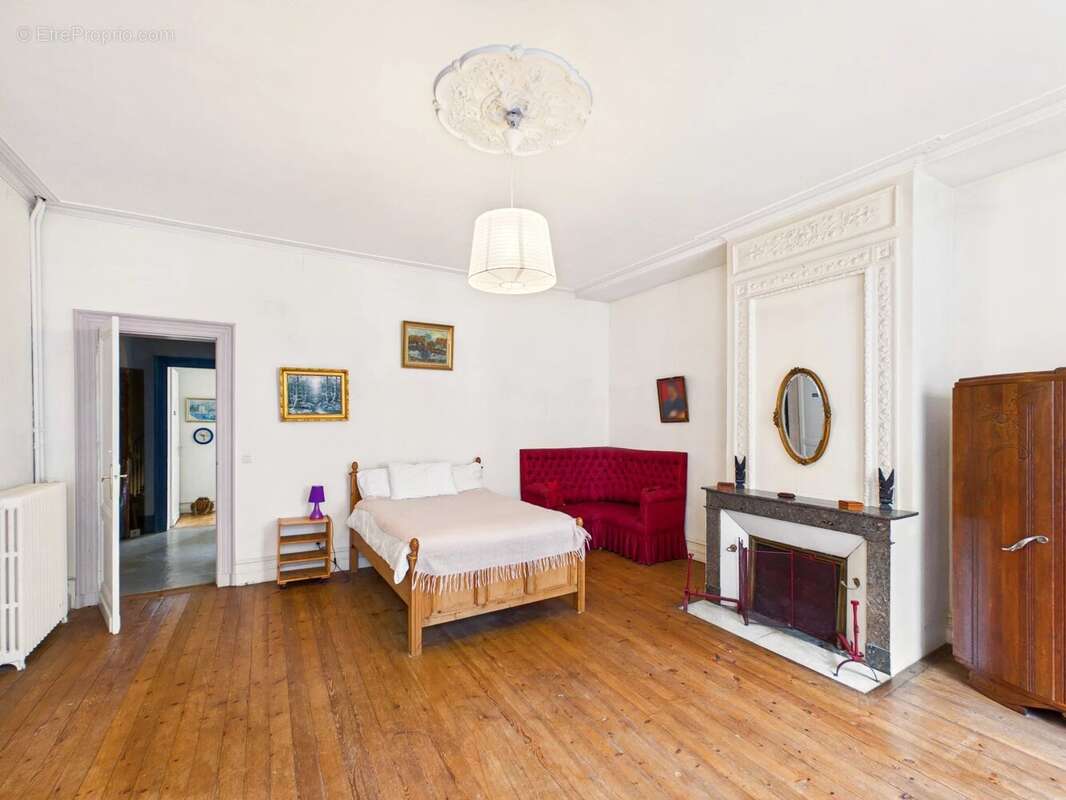 Maison à CASTILLON-LA-BATAILLE