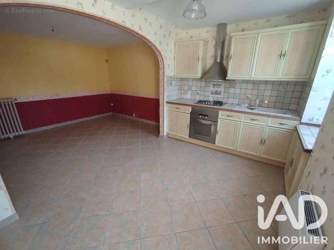 Maison 114 m² à Tourouvre  - photo 2