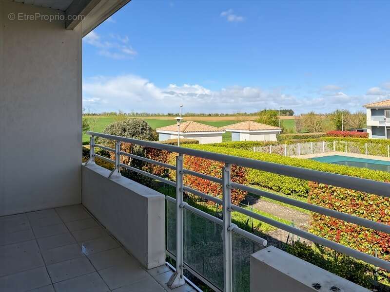 Appartement à CLAVETTE