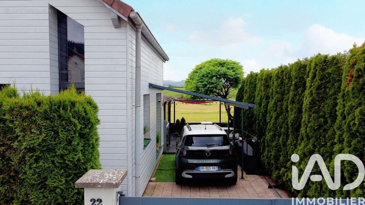 Maison 127 m² à Morteau  - photo 2