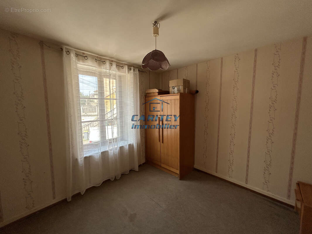Appartement à LUXEUIL-LES-BAINS