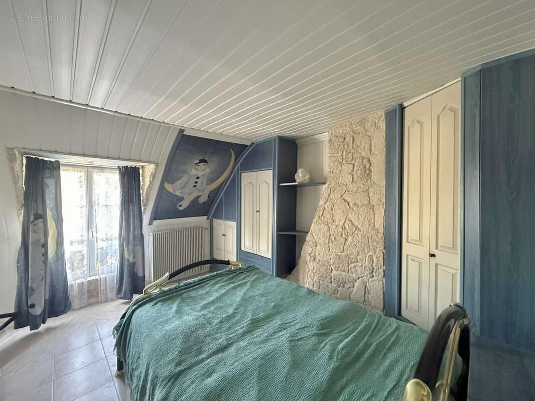 Maison à LIMERAY