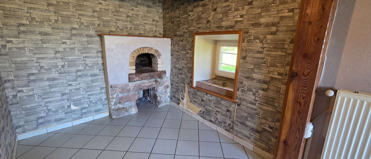 Maison à BOURG-BRUCHE