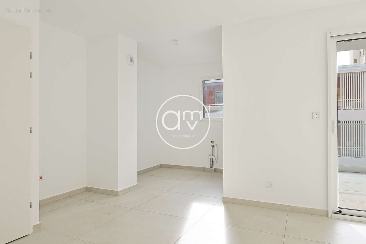 Hyeres gambetta - appartement t4 - residence neuve 2025 - garage double - frais de notaire reduits - photo 6