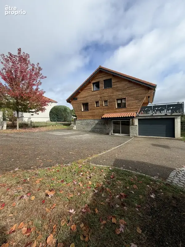 St genest malifaux (42) maison, chalet de 200 m2 hab sur terrain clos 1065 m2 avec piscine - photo 2