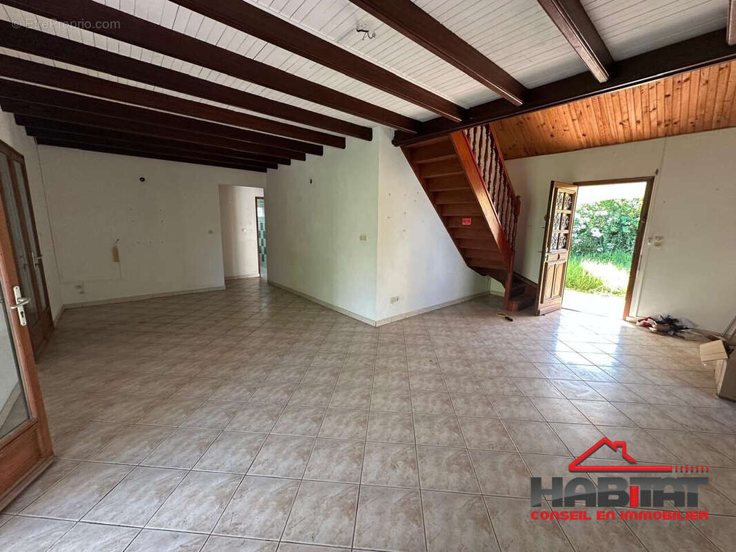 Maison à LE LORRAIN