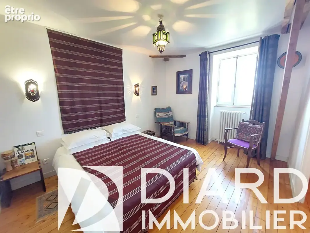 Maison de maître 225 m2 - 8 chambres - photo 13
