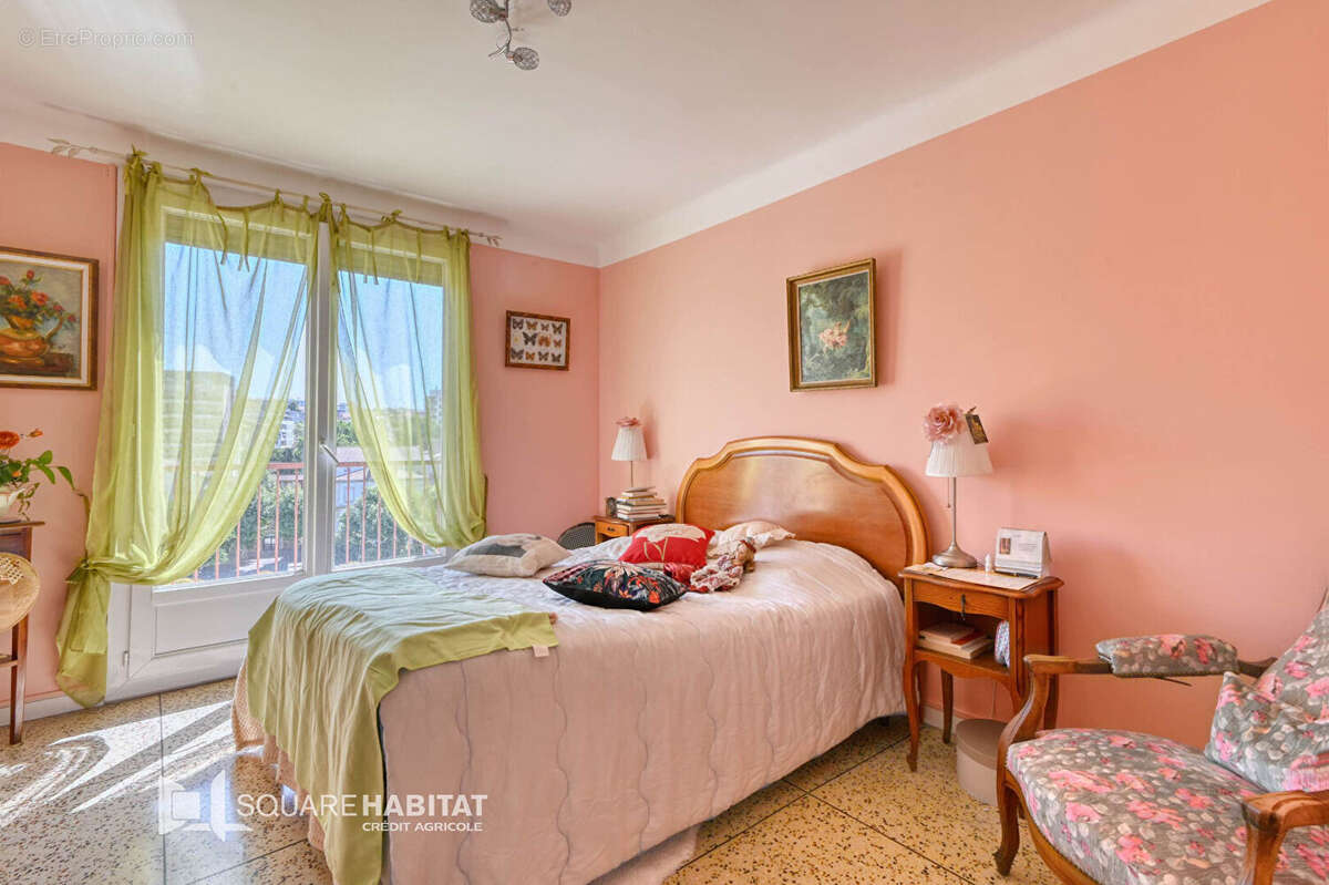 Photo 6 - Appartement à MARSEILLE-4E