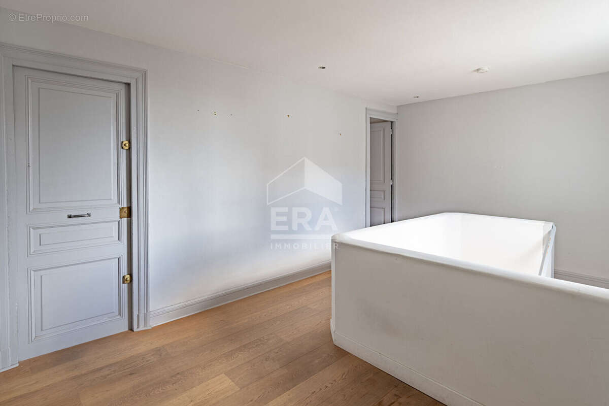 Appartement 159m² à la madeleine - photo 15