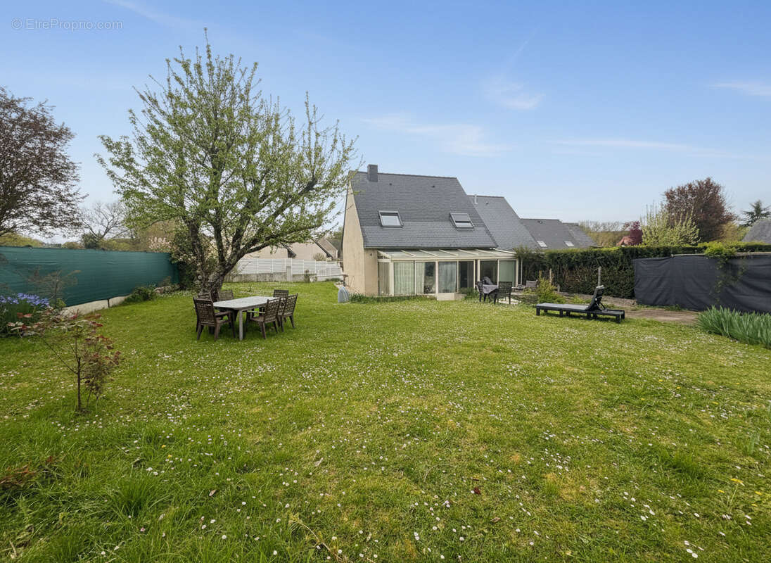Maison à JOUE-LES-TOURS