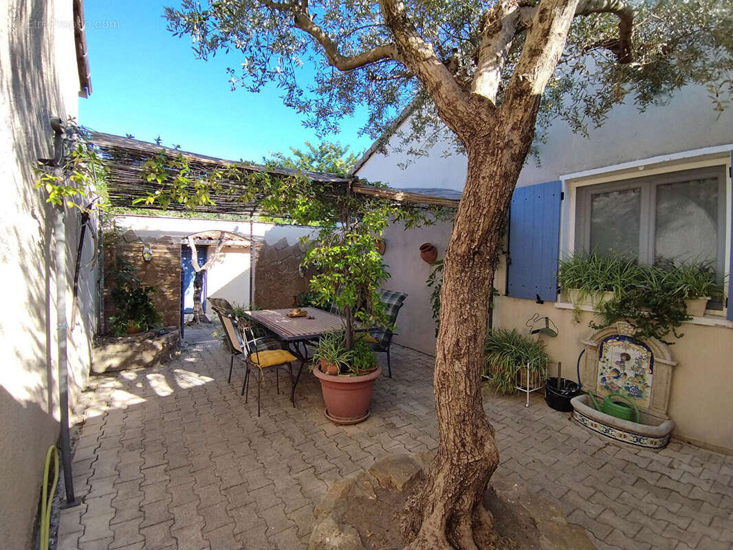 Maison à VILLENEUVE-LES-AVIGNON