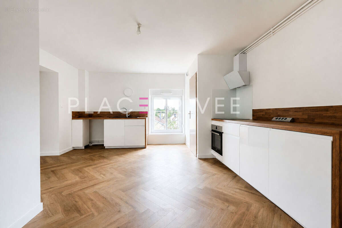 Appartement à DOGNEVILLE