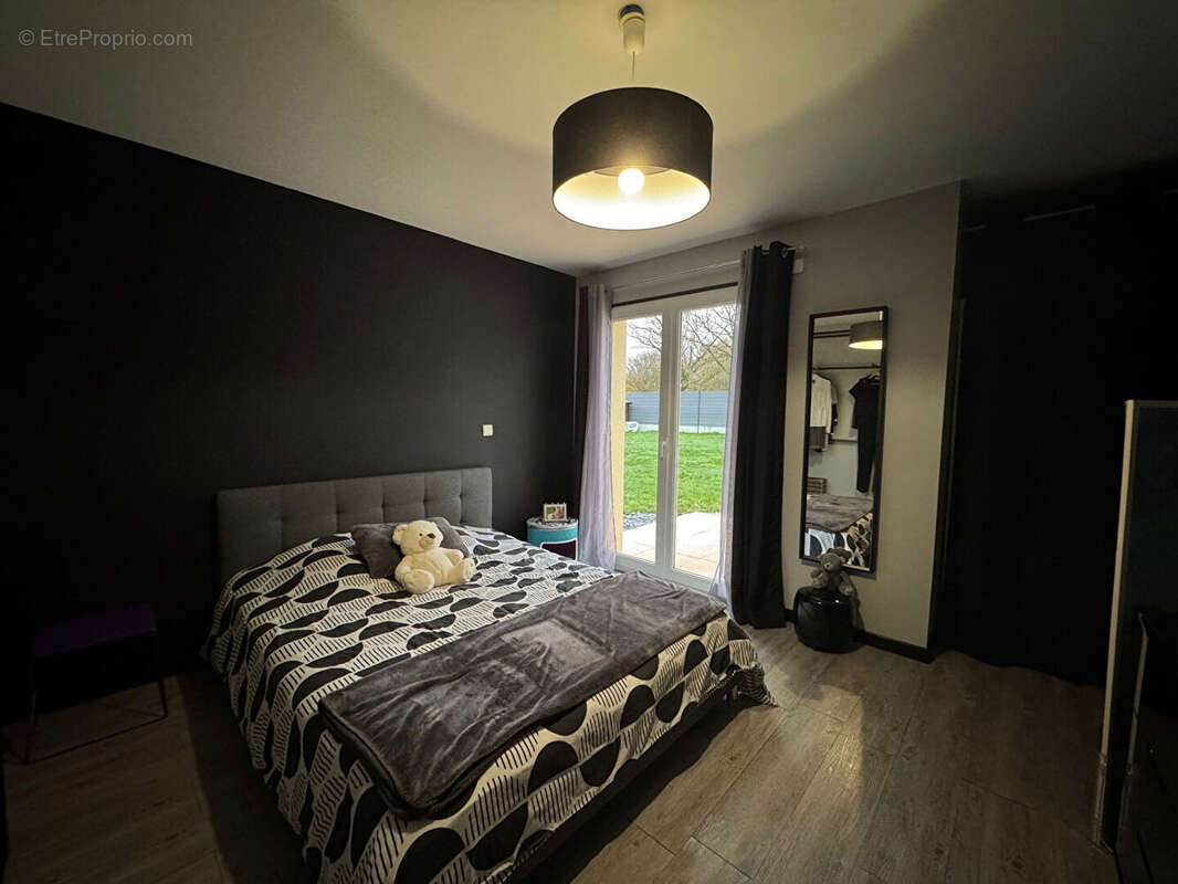 Maison à SAINT-SATURNIN