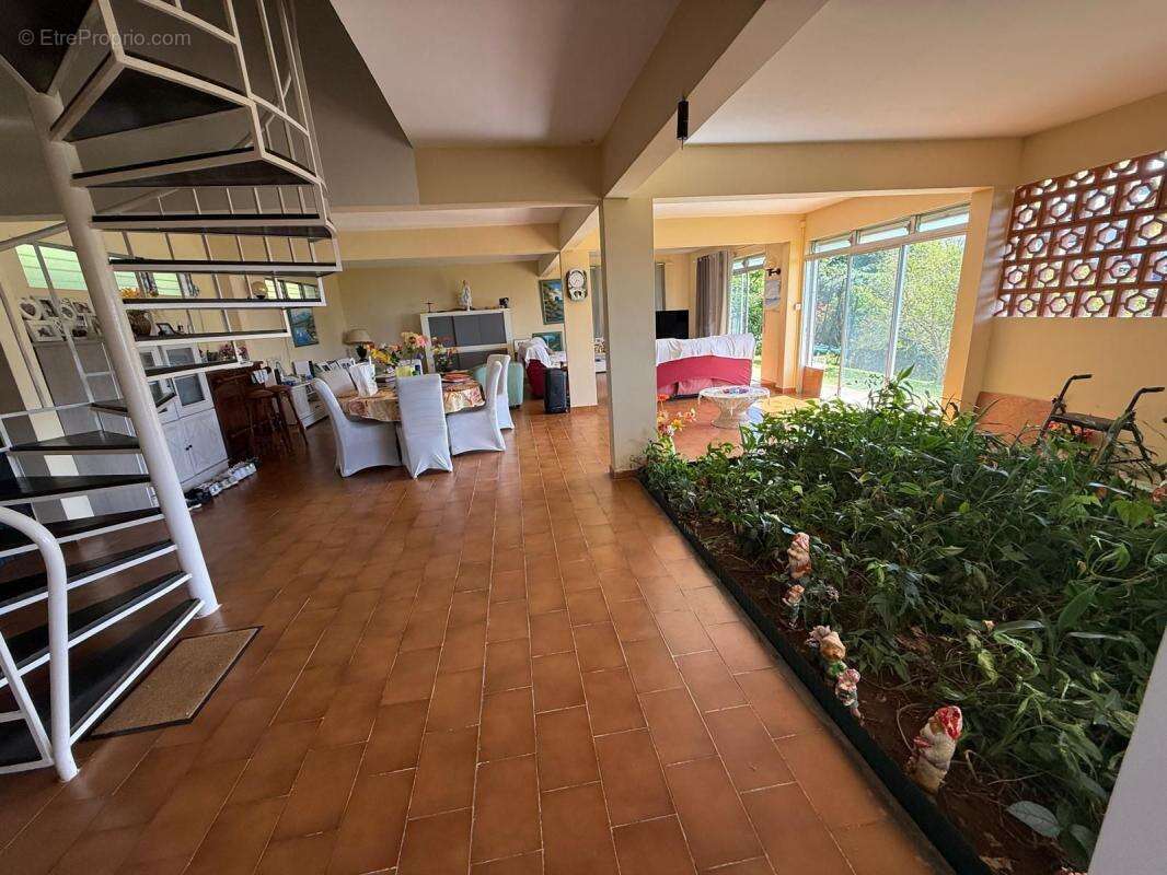 Maison à SCHOELCHER