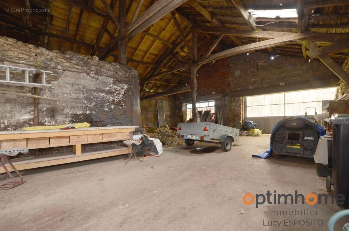 Propriété de 4 chambres au bord de la rivière à vendre - photo 36