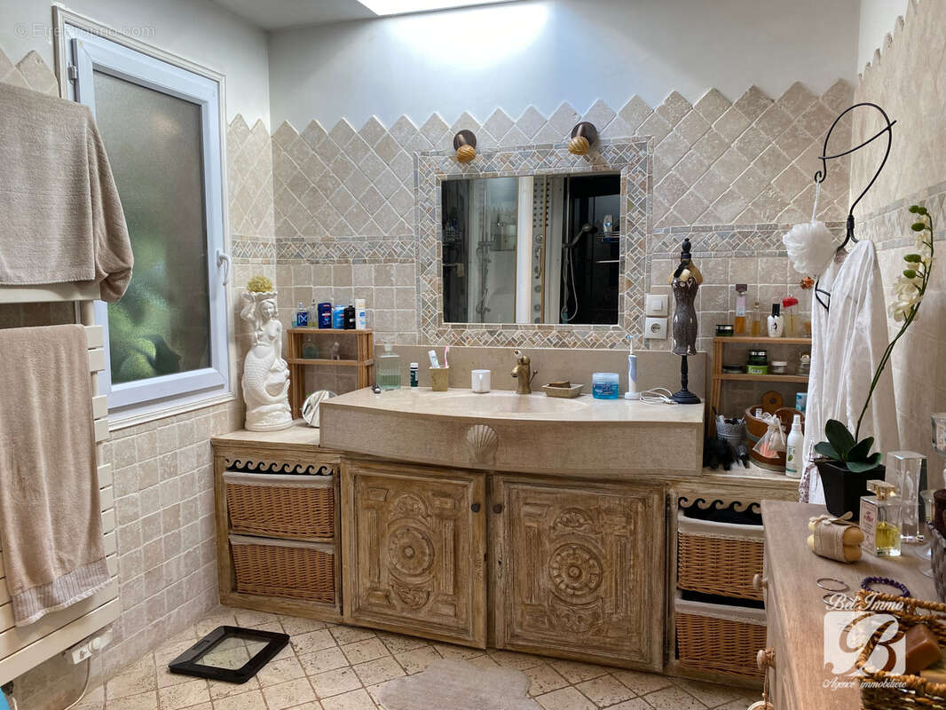 Maison à CHATEAU-GAILLARD