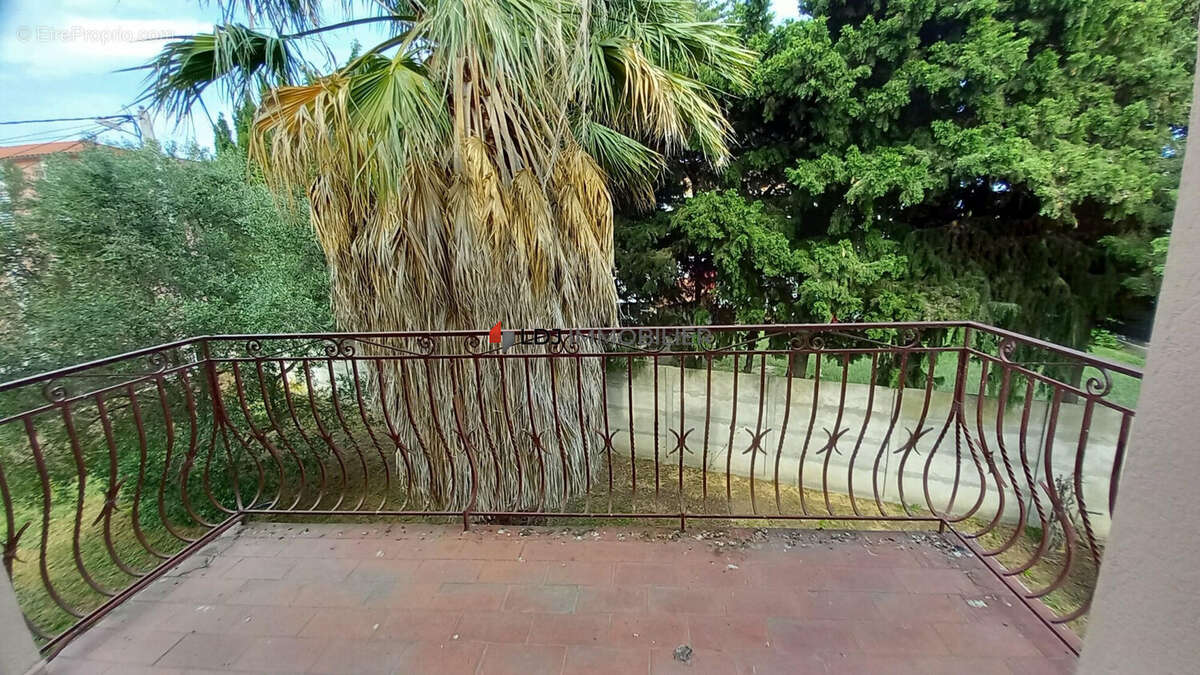 Maison 108 m² à Villelongue-De-La-Salanque  - photo 8