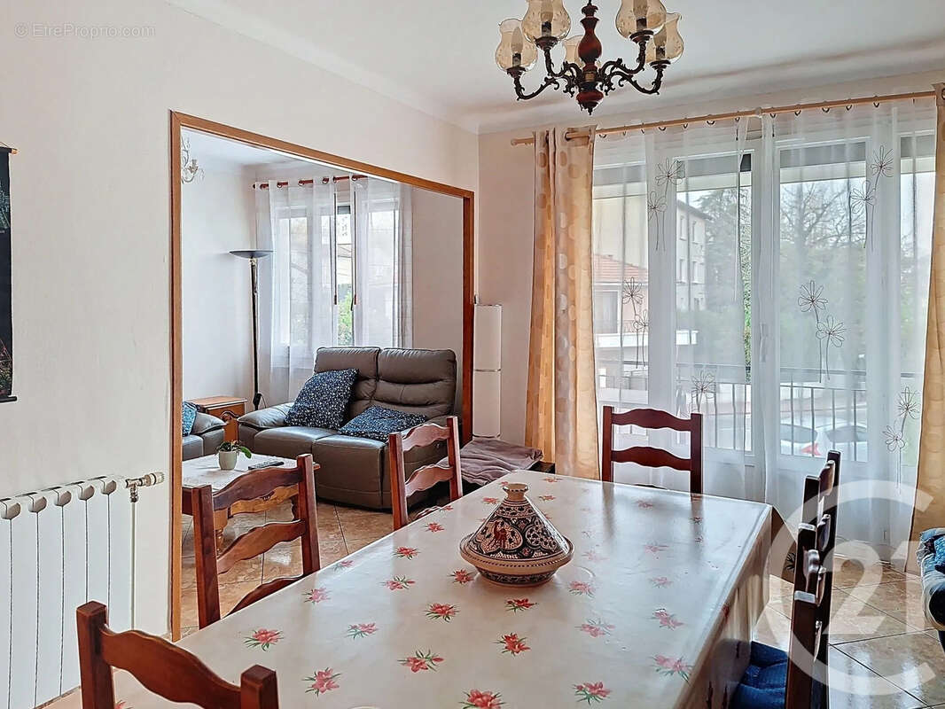 Maison à VENISSIEUX