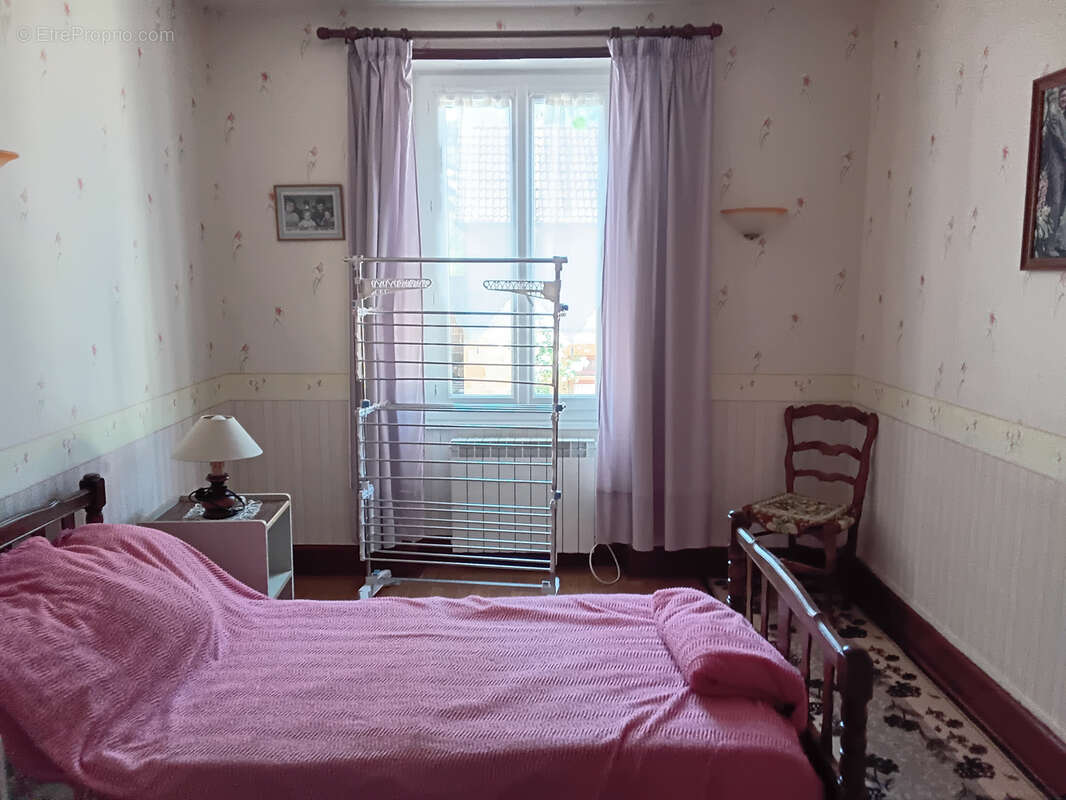 Maison à NERONDES