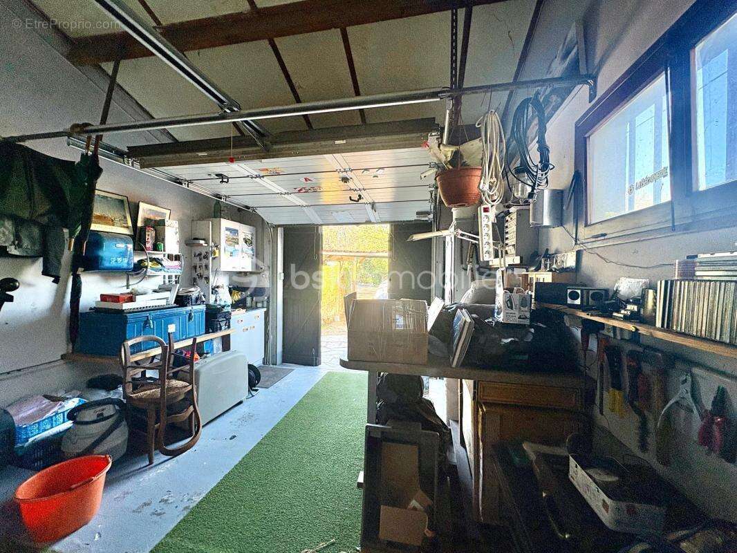 Maison à TOURRETTES