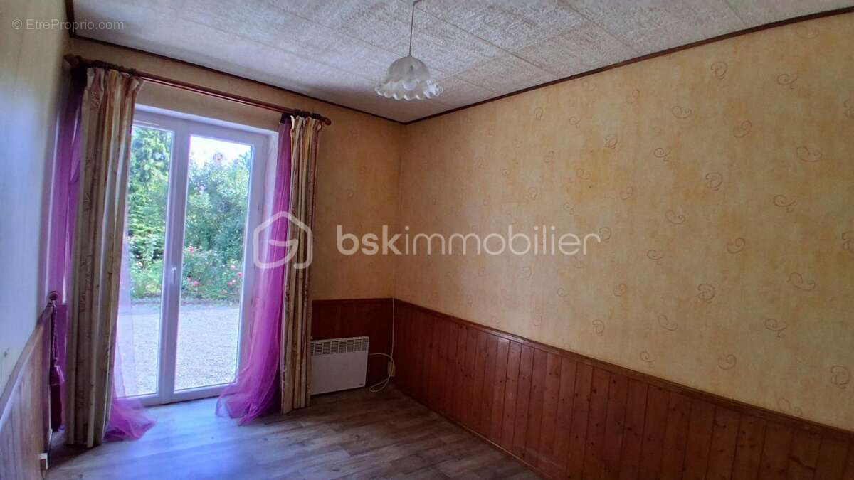 Maison à LANDELLES-ET-COUPIGNY