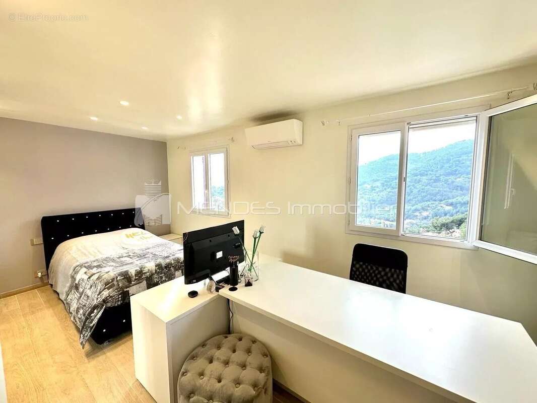 Villa luxe piscine haut de menton - photo 11