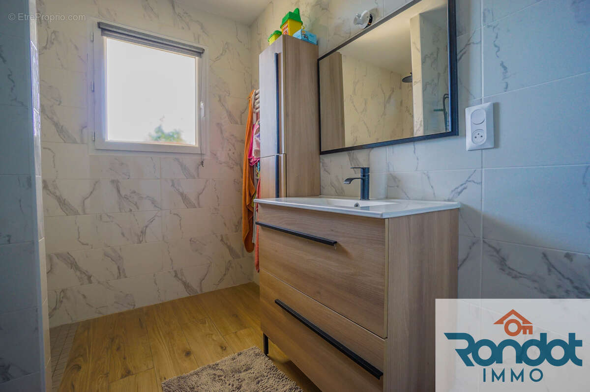 Maison 5 pièces / 3 chambres / 93 m2 / 676 m2 - photo 9