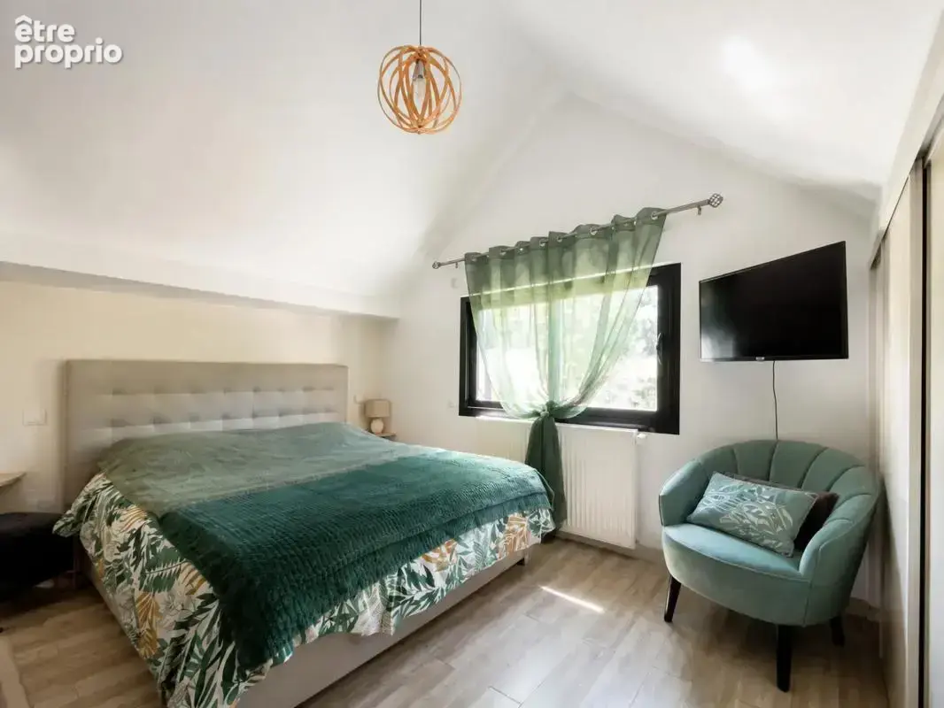 Maison de 8 pièces de 245 m² à Lamorlaye - photo 29