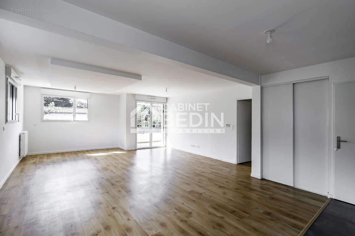 Appartement à BORDEAUX