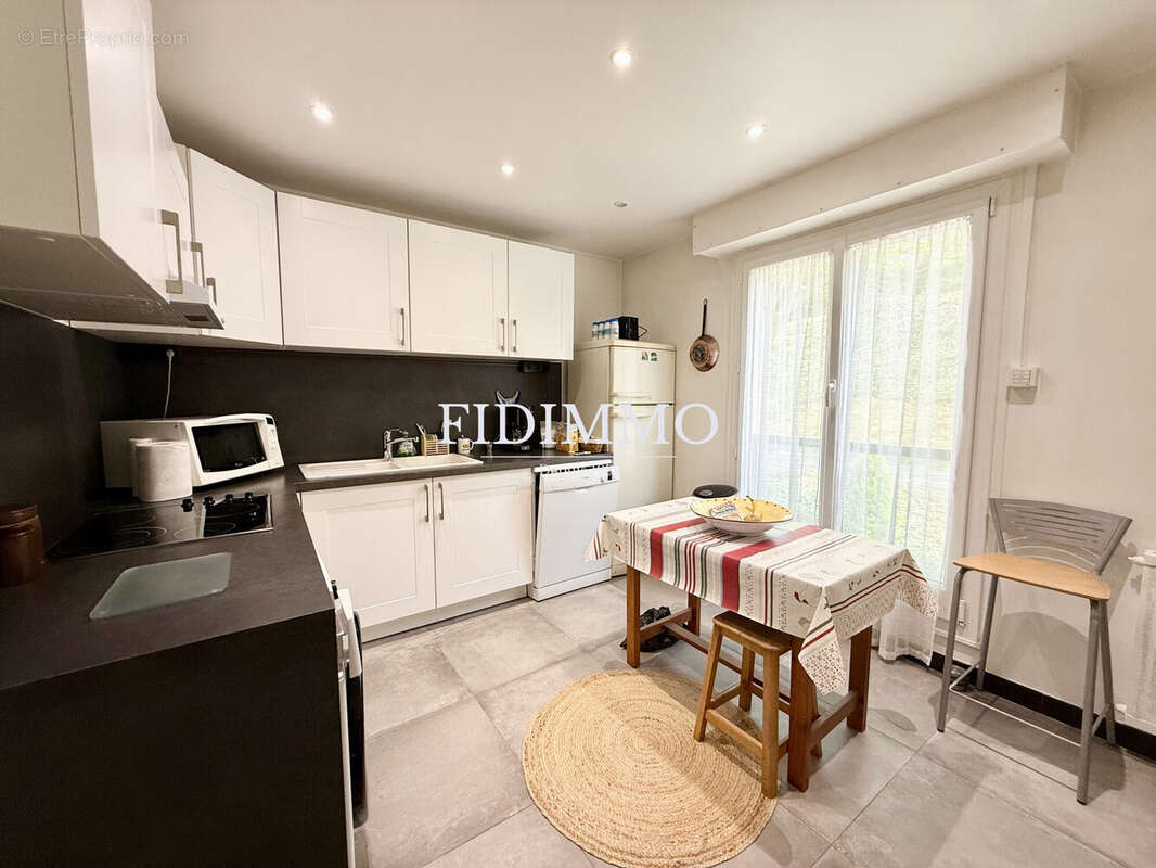 Appartement à CHENNEVIERES-SUR-MARNE