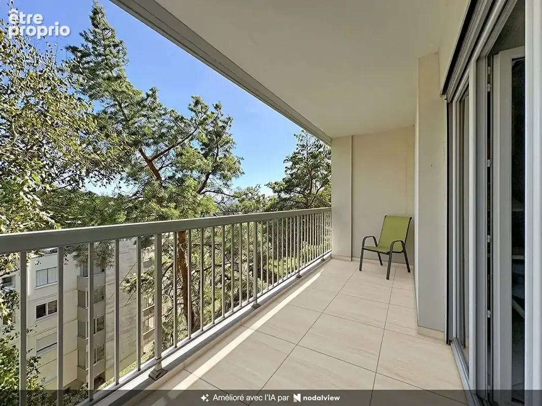 Appartement à CALUIRE-ET-CUIRE
